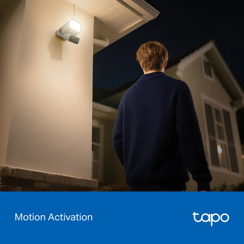 2K Floodlight Solar 360° Pan/Tilt Security Camera, Tapo C615F Kit 3-Pack - Image 7